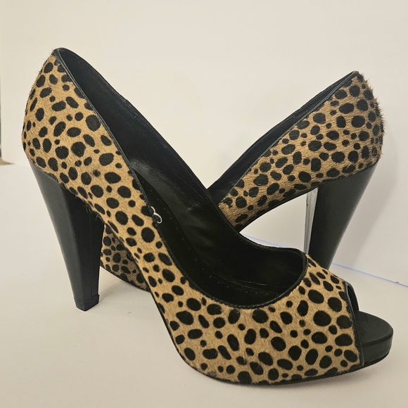 Leopard Print Peep Toe Heels - Picture 9 of 9